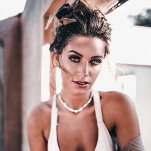 Meet your Posher, Camille